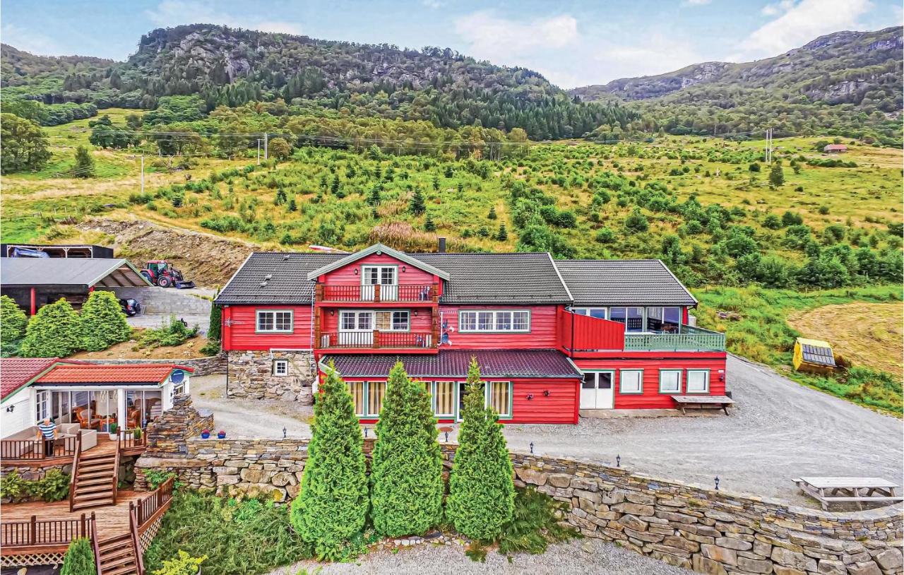 10 Bedroom Amazing Home In Olen Vaka Exterior photo