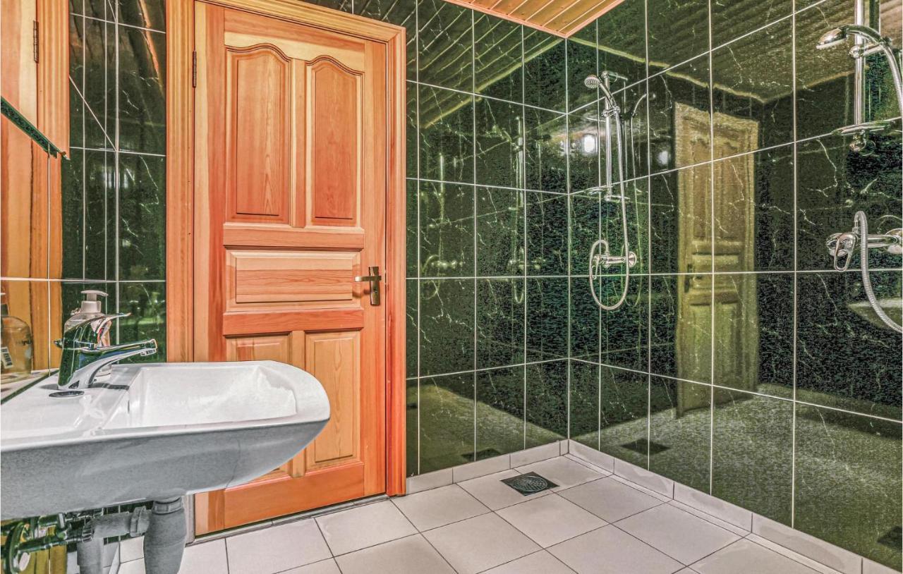 10 Bedroom Amazing Home In Olen Vaka Exterior photo